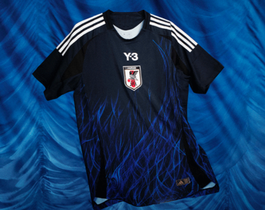 なでしこジャパンのユニフォームのデザイナー